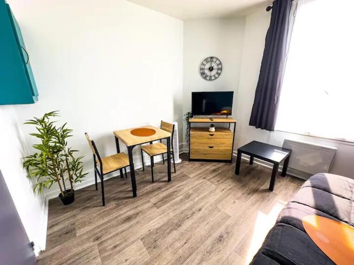 Appartement Cerf1-Centre Ville Meaux-Gare-Disney Εξωτερικό φωτογραφία